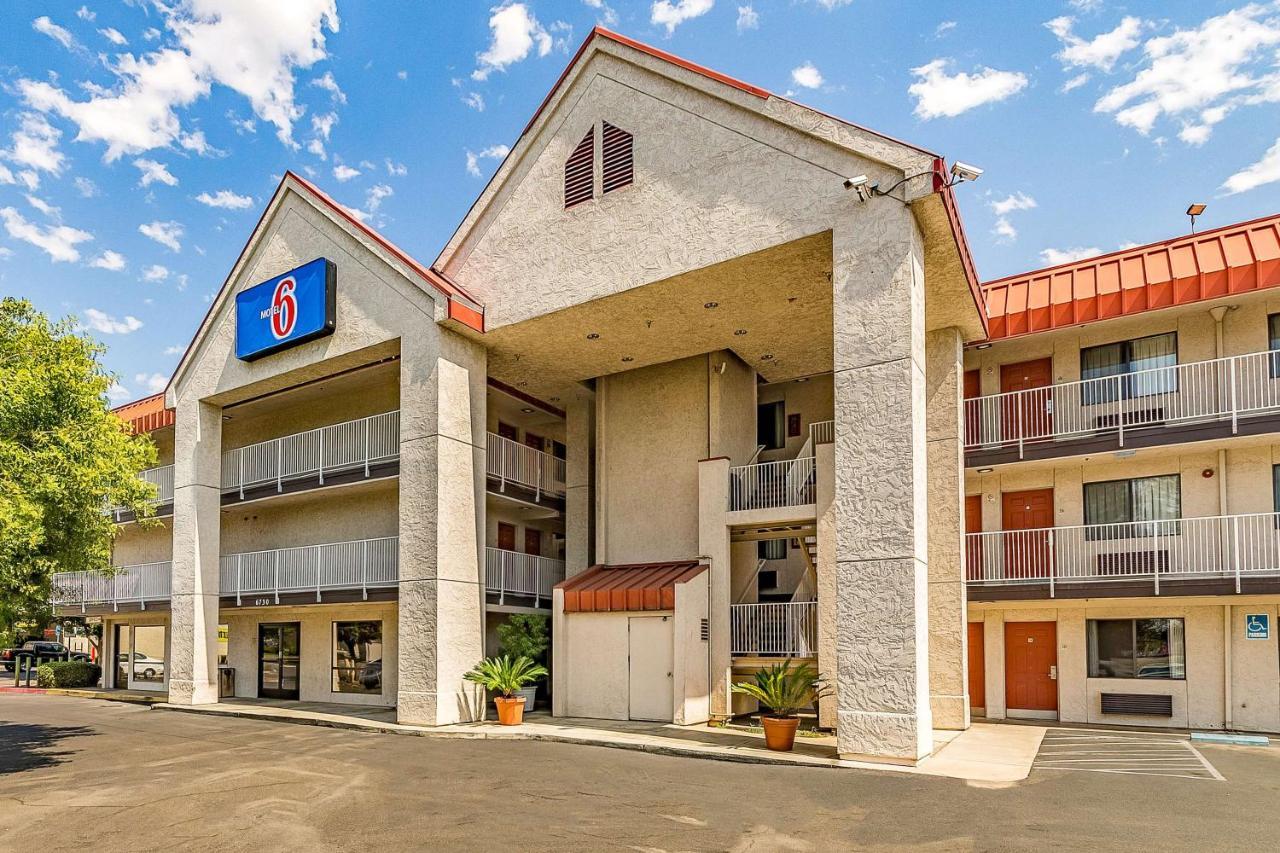 Studio 6-Fresno, Ca - Extended Stay Pinedale ภายนอก รูปภาพ